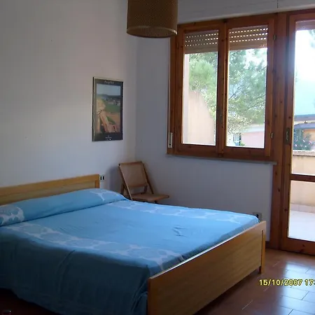 Apartment Locazione Turistica Roberta.5 *