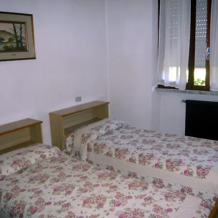 Locazione Turistica Roberta.5 * Marina Di Bibbona