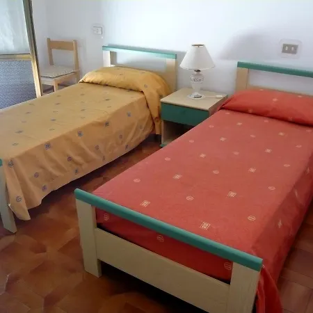 Apartment Locazione Turistica Roberta.5 *
